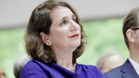 Die Direktorin des Jüdischen Museums Frankfurt, Prof. Dr. Mirjam Wenzel, hat dem Hessischen Kulturpreis 2024 erhalten. Die Direktorin des Jüdischen Museums Frankfurt, Prof. Dr. Mirjam Wenzel, hat dem Hessischen Kulturpreis 2024 erhalten.